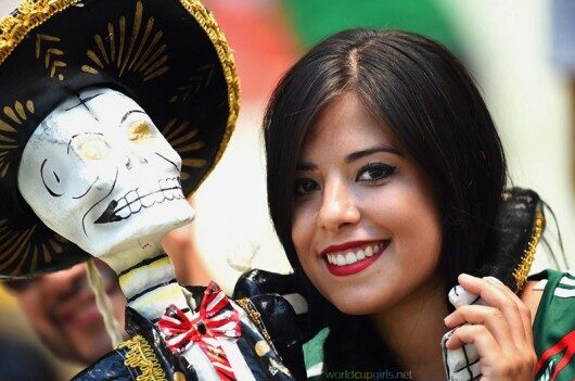 hot-mexican-girl_world-cup-2014-530x351-9410168