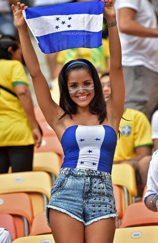hottest-girls-fans-world-cup-2014_33-honduran-530x815-5992999
