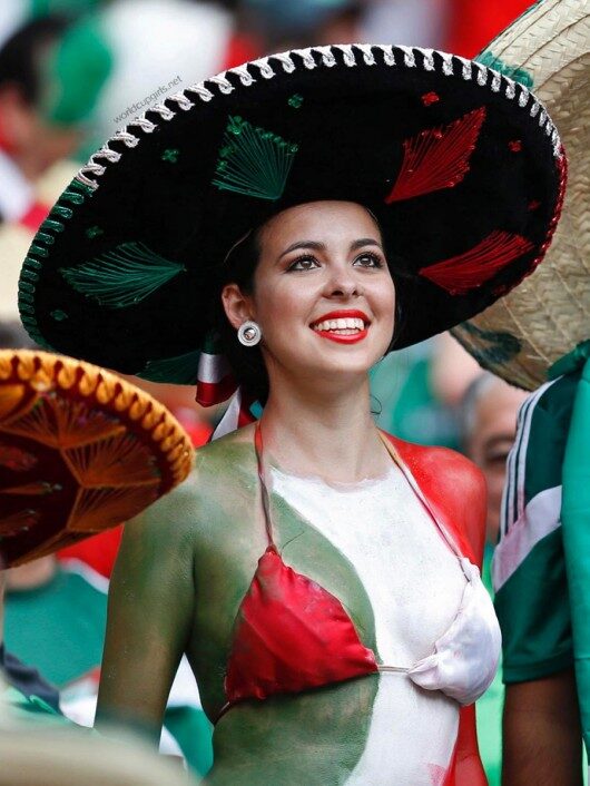 hottest-girls-fans-world-cup-2014_43-mexican-530x706-5930141